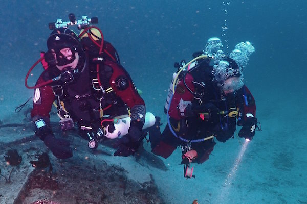 Experienced divers